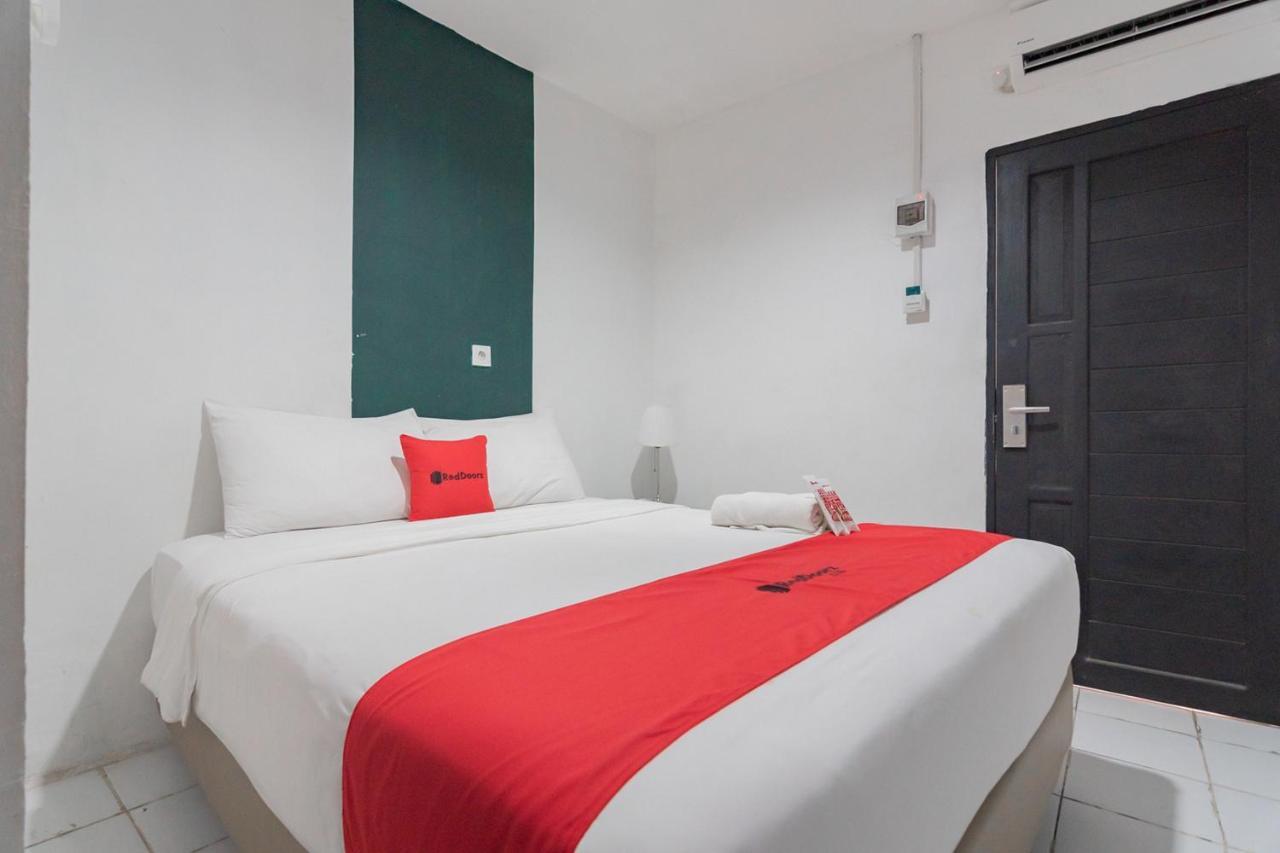 Reddoorz At Sani Guest House Balikpapan Ngoại thất bức ảnh