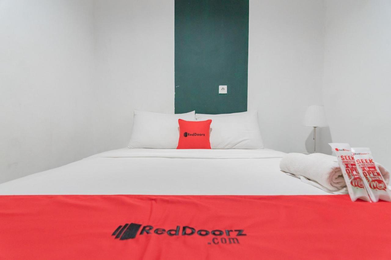 Reddoorz At Sani Guest House Balikpapan Ngoại thất bức ảnh