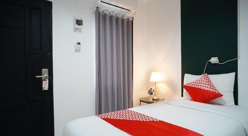 Reddoorz At Sani Guest House Balikpapan Ngoại thất bức ảnh