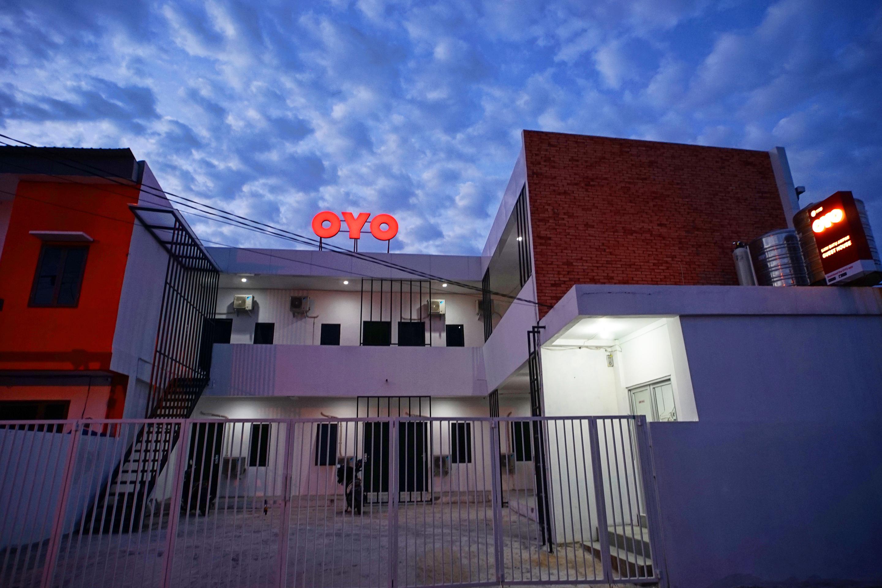 Reddoorz At Sani Guest House Balikpapan Ngoại thất bức ảnh